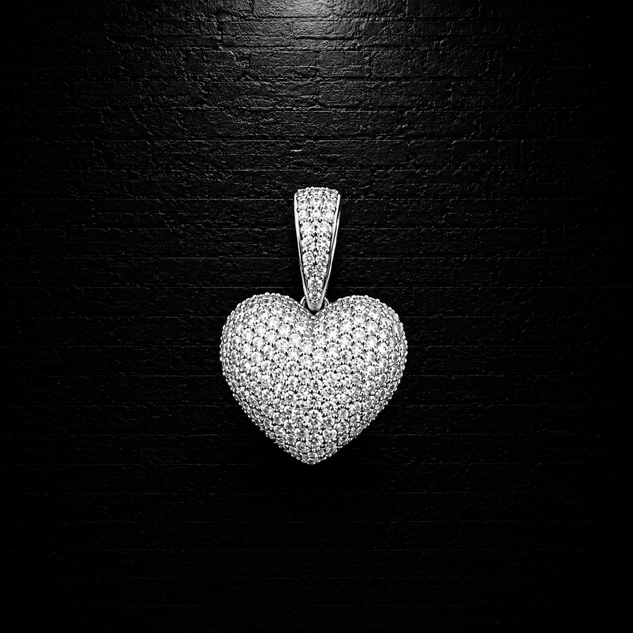 925 Sterling Silver Heart Moissanite Pendant – D Color VVS1