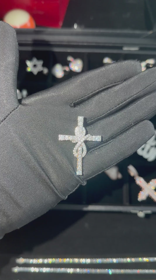 925 Sterling Silver Cross3 Moissanite Pendant – D Color VVS1